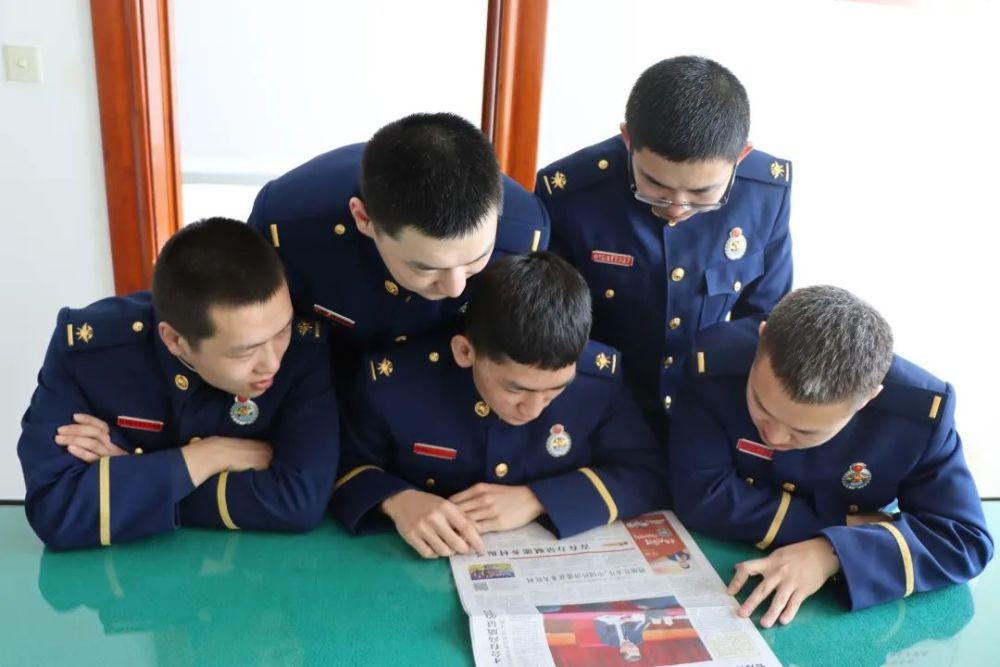 《木筏求生》两条鲨鱼情况说明